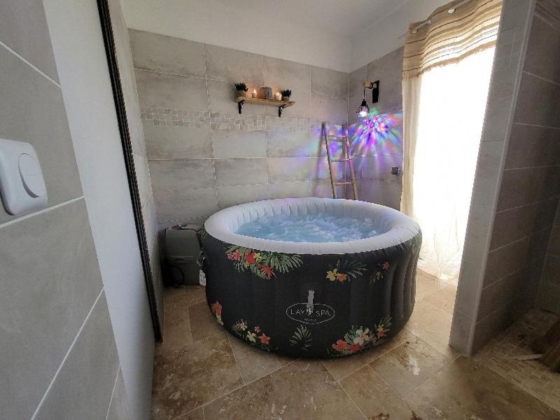 Villa 6 Couchages Spa Privatif, Acces Direct Mer, Piscine Le Barcarès Exteriér fotografie